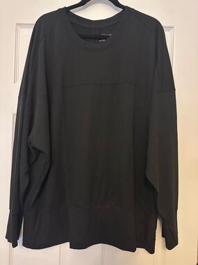 Tahari Sport Black Crewneck Long-sleeved shirt NWT - Size 3X